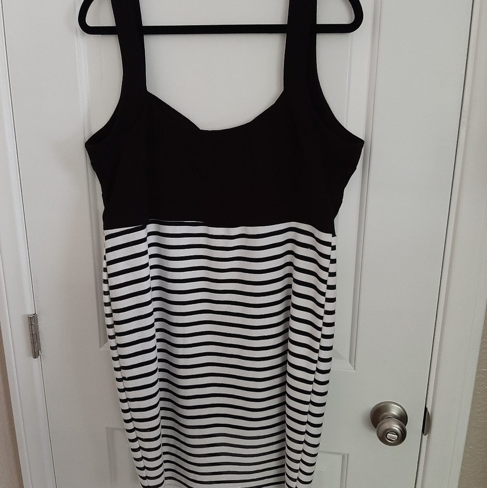 Black and white dress